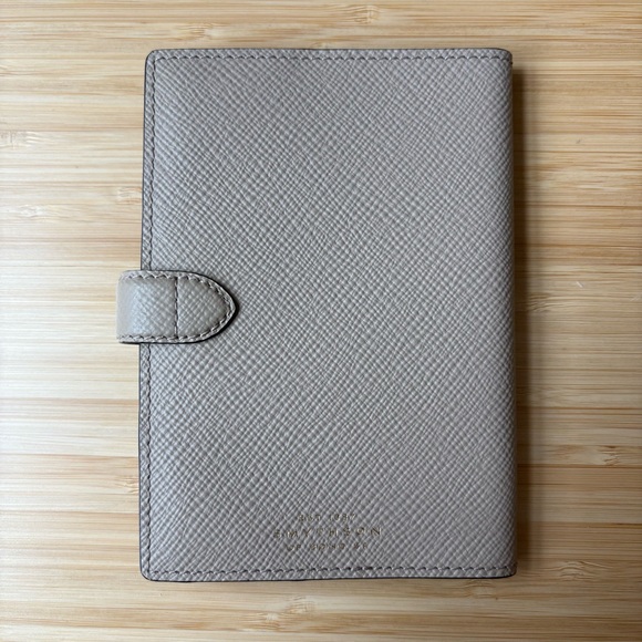 Smythson Panama Passport Cover Wallet Sandstone - Picture 2 of 5